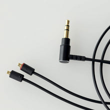 Cargar imagen en el visor de la galería, Final Audio Design E4000
